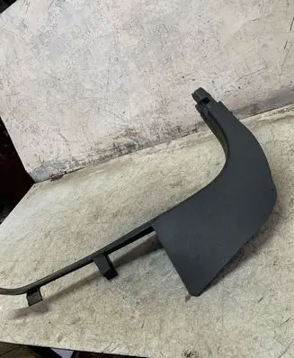 Peugeot 308 Foot area side trim 9832183180