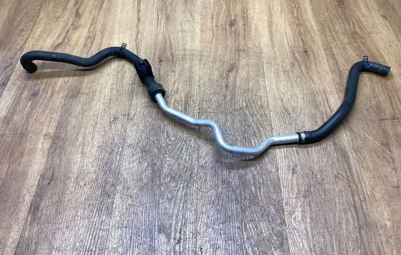 Mercedes-Benz GLE (W166 - C292) Engine coolant pipe/hose A1668300796