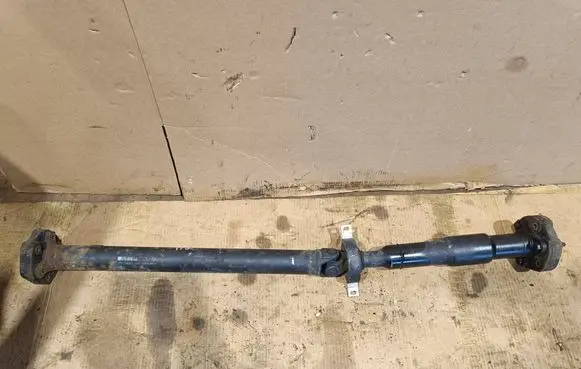 BMW X1 E84 Drive shaft (set) 7573482