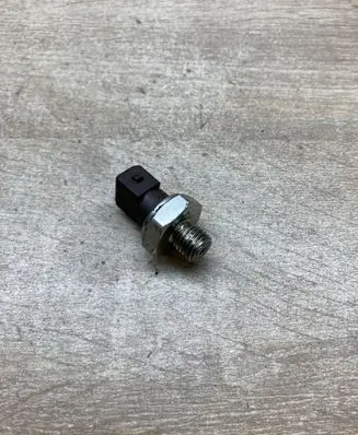 Mini One - Cooper R50 - 53 Oil pressure sensor 3141231101