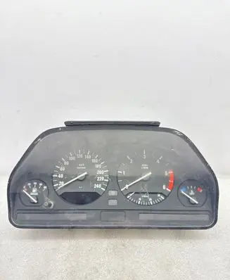 BMW 5 E34 Speedometer (instrument cluster) 8361124 8361120 6160531018