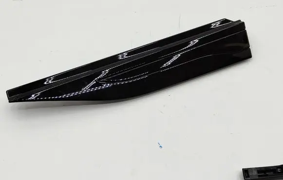 Land Rover Evoque II Front arch trim LR114474