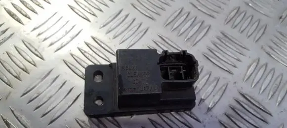 Mitsubishi Pajero Other relay mr238863