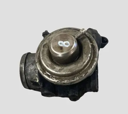 Volkswagen Polo IV 9N3 EGR valve 038129637B
