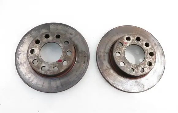 Audi A4 S4 B7 8E 8H Rear brake disc 
