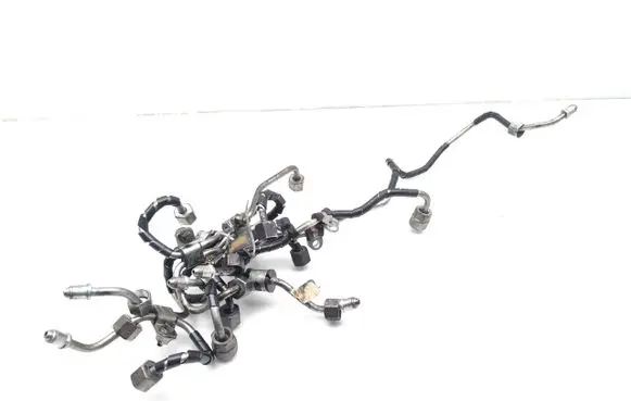 Jaguar XF Fuel injector supply line/pipe 