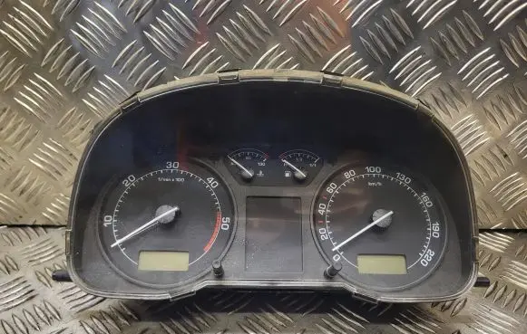 Skoda Octavia Mk1 (1U) Speedometer (instrument cluster) 1U0920811