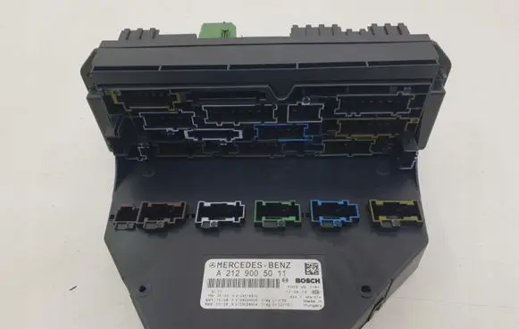 Mercedes-Benz CLS C218 X218 SAM control unit 