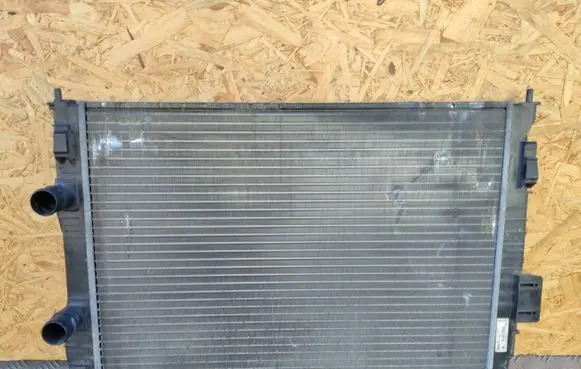Nissan Qashqai Coolant radiator 880447S RM1611 21400JD200