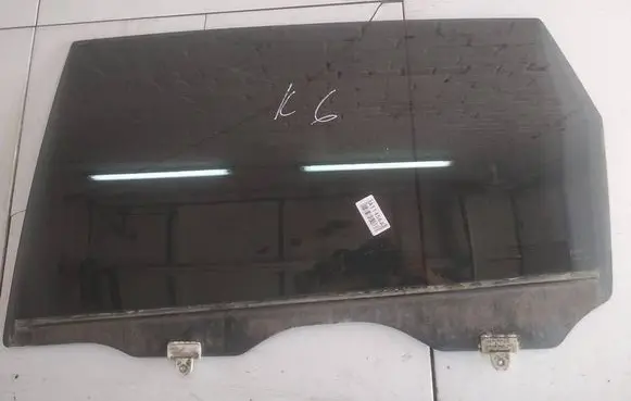 Subaru B9 Tribeca Rear door window glass AS3