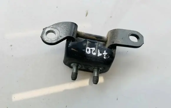 Toyota Avensis Verso Tailgate/trunk/boot hinge