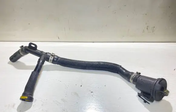 Citroen Jumpy Oil fill pipe 9684359980