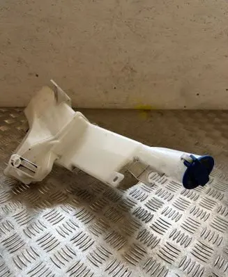 KIA Sportage Windshield washer fluid reservoir/tank 98610F1800