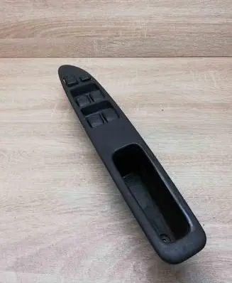 Toyota Verso Electric window control switch 8404044030 514775