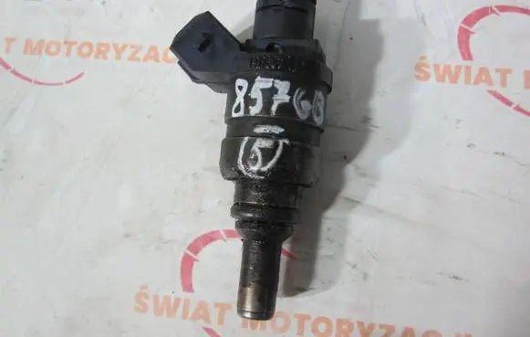 BMW X3 E83 Fuel injector 1439800