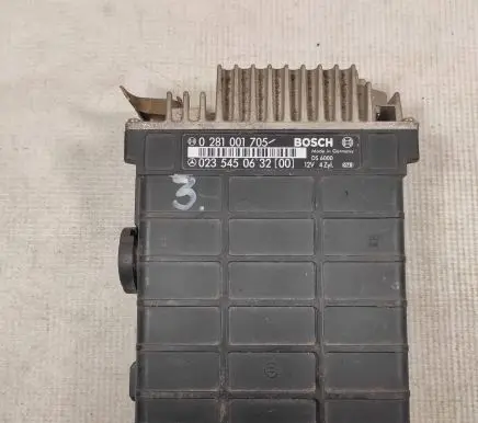 Mercedes-Benz Vito Viano W638 Engine control unit/module 0235450632 0281001705