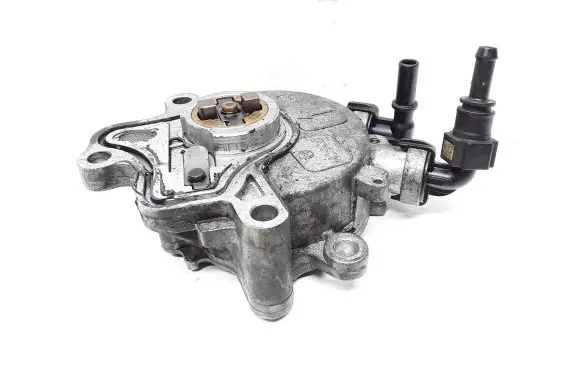 Jaguar XF X250 Vacuum pump 4R8Q2A451AF