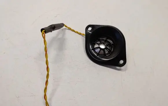 BMW 5 F10 F11 Parcel shelf speaker 65139184795