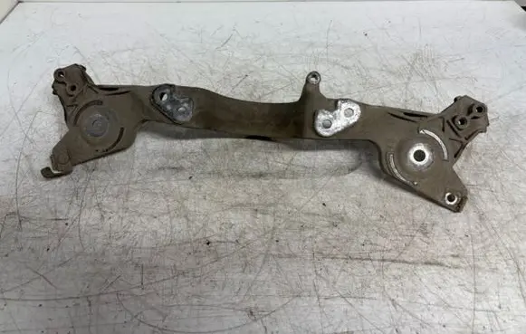 BMW X3 E83 Gearbox mounting bracket 3404621