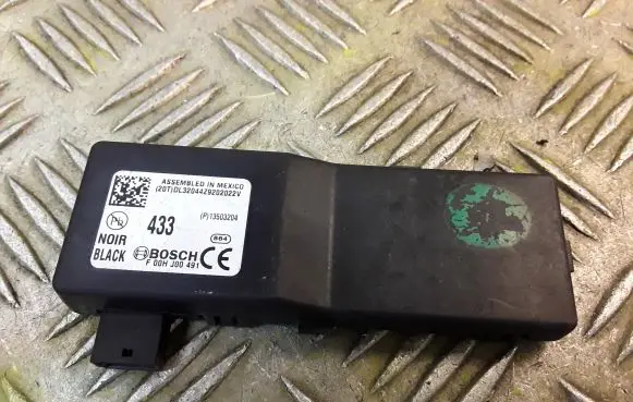 Opel Insignia A Alarm control unit/module 13503204