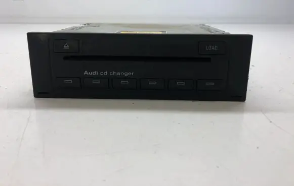 Audi A4 S4 B6 8E 8H CD/DVD changer 8E0035111C
