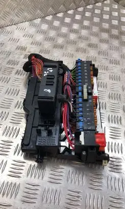 BMW X3 E83 Fuse box set 8364541