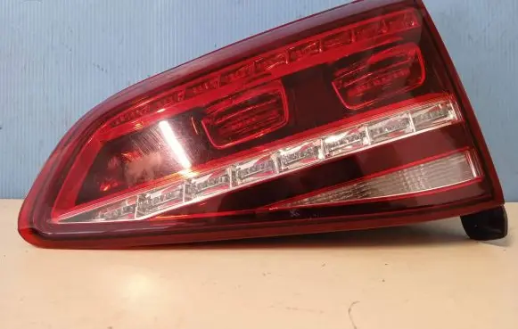 Volkswagen Golf VII Rear/tail lights 5G0945308G
