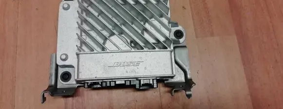 Renault Espace V (RFC) Sound amplifier 280630844R 18157113