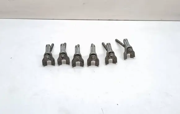 BMW 5 F10 F11 Fuel Injector clamp holder