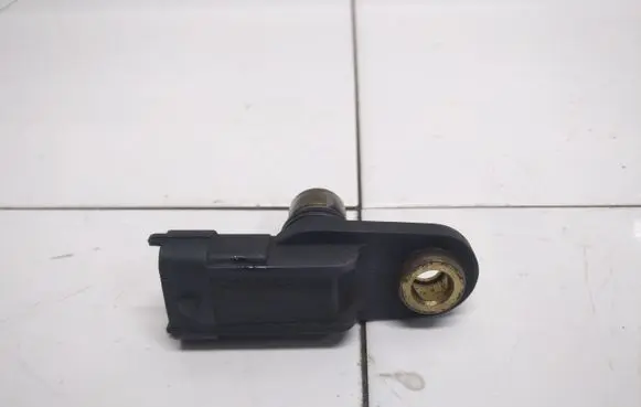 Cadillac BLS Camshaft position sensor 0232103047