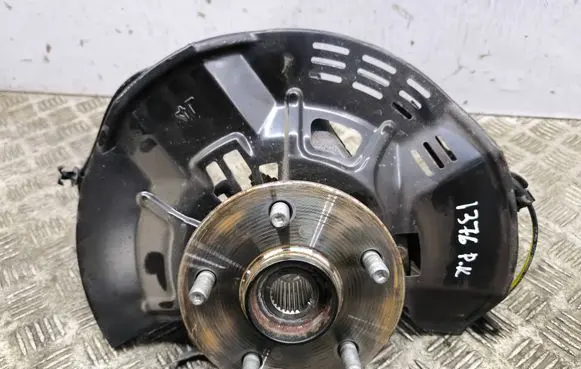 Toyota C-HR II Front wheel hub 270624