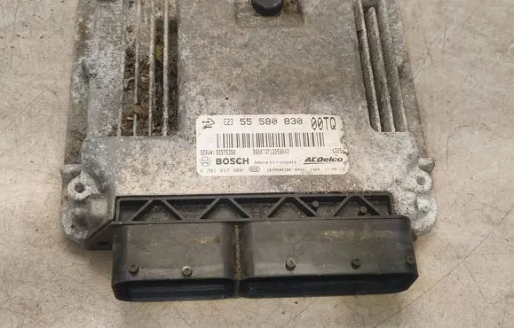 Opel Insignia A Engine control unit/module 55580830 55575350 0281017960