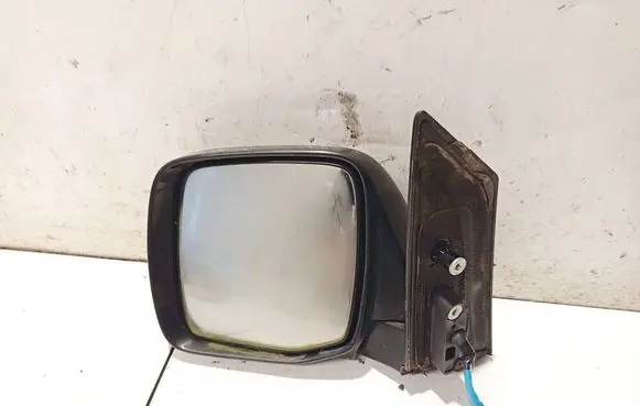 Subaru B9 Tribeca Front door electric wing mirror