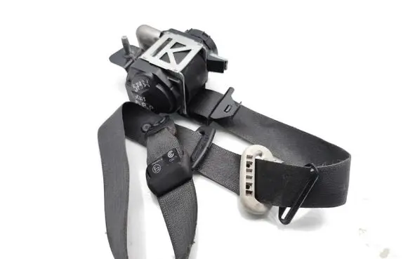 Ford Mondeo MK V Front seatbelt DS73-F61294-BL 1022924N97 DS73-F61294-BL35B8
