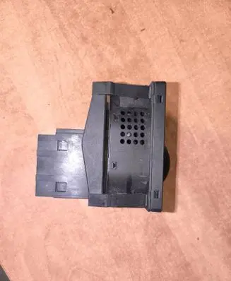 Ford Focus C-MAX Light switch 13A024