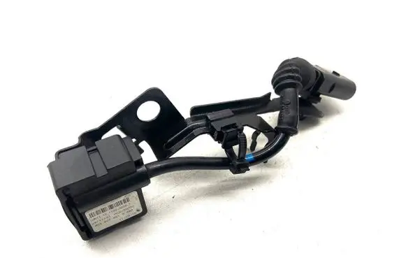 Audi A8 S8 D2 4D Air suspension front height level sensor 4E0616575J 15179200472