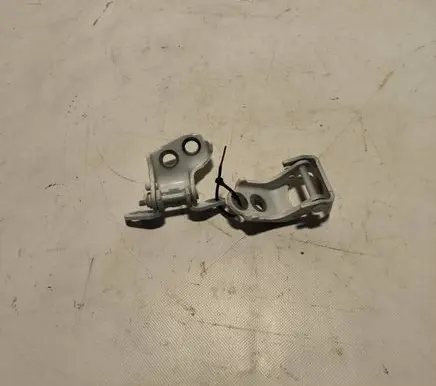 Rear door hinge set