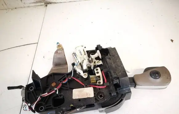 Nissan Quest Gear shifter/selector