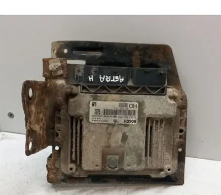 Opel Astra H Engine control unit/module 55566279 0281014452 1039S23690