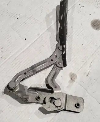 Ford C-MAX II Engine bonnet/hood hinges AM51-R16800-AF