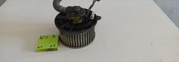 Mazda 626 Heater fan/blower BJ0E61B10