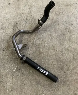 Engine coolant pipe/hose