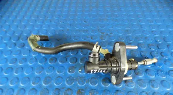 Toyota Yaris Clutch master cylinder 314200D160 T0X01A