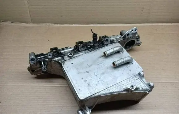Volkswagen PASSAT B8 Intake manifold 04L129766AQ