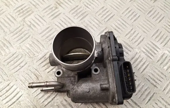 Toyota Verso Throttle valve 261000R020 148007N01
