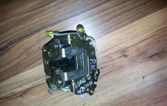 Nissan Micra Front door lock 97530R 80501