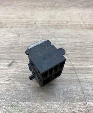 Hyundai Santa Fe Airbag deployment crash/impact sensor 9592028000