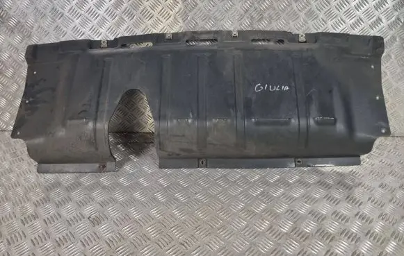 Alfa Romeo Giulia Front bumper skid plate/under tray 50536526