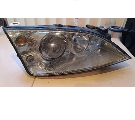 Ford Mondeo Mk III Headlight/headlamp 0301174272 1S7113005CL