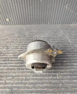 Alfa Romeo Stelvio Engine mount bracket 00505515100